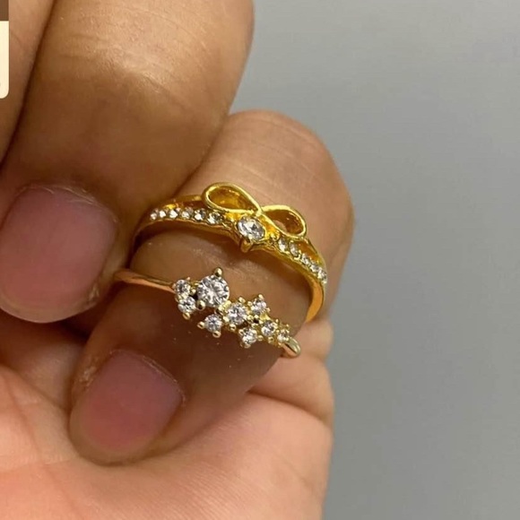 14k Gold Dainty Ring - Picture 5 of 9